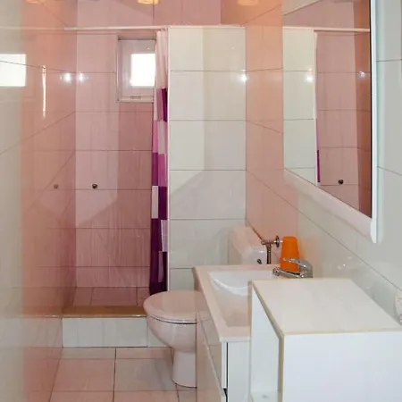 Ferienwohnung Iva 202s 아파트 수티반